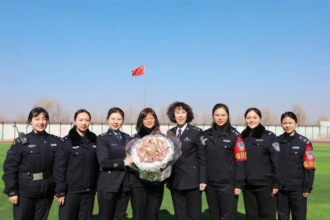 辽宁盛情邀请,领导与朋友们共聚一堂